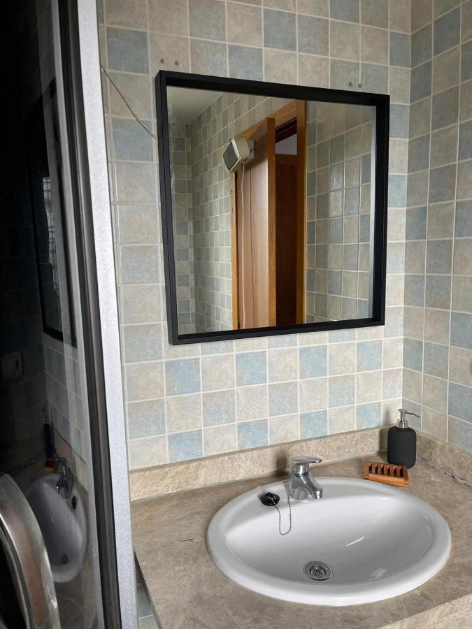 Stelarium-Suite Con Bano Privado En Casa Compartida-Uebica2 Mairena del Aljarafe Buitenkant foto