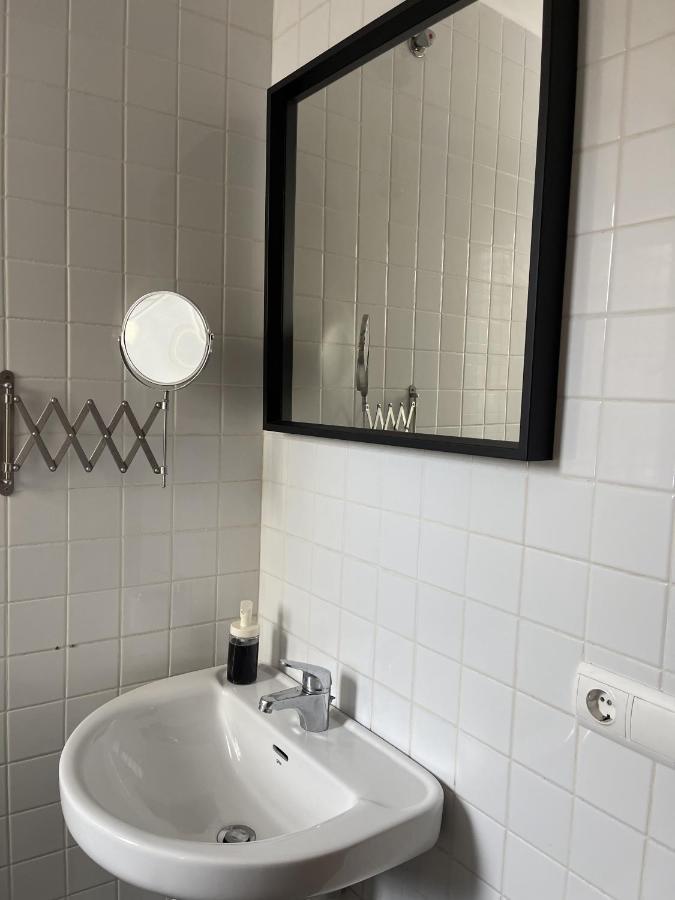 Stelarium-Suite Con Bano Privado En Casa Compartida-Uebica2 Mairena del Aljarafe Buitenkant foto
