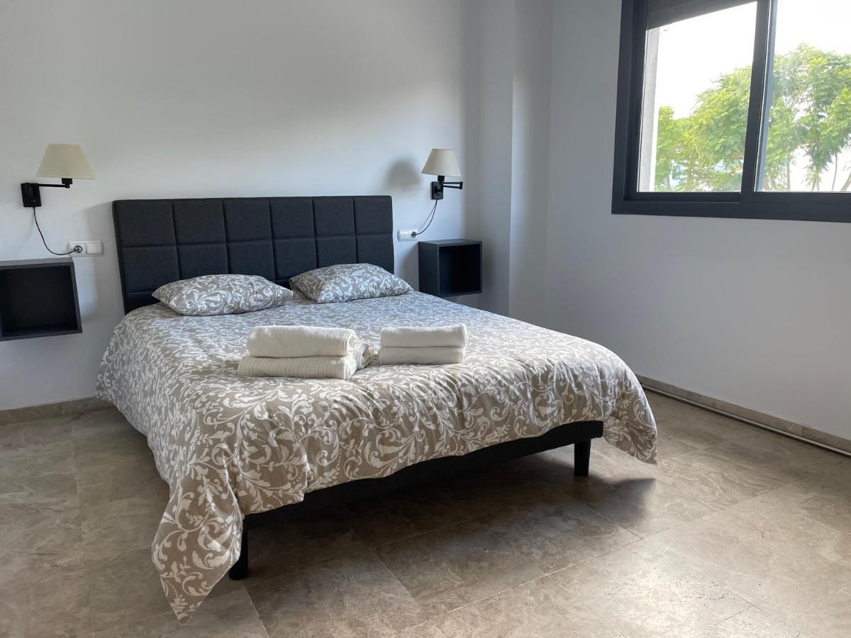 Stelarium-Suite Con Bano Privado En Casa Compartida-Uebica2 Mairena del Aljarafe Buitenkant foto