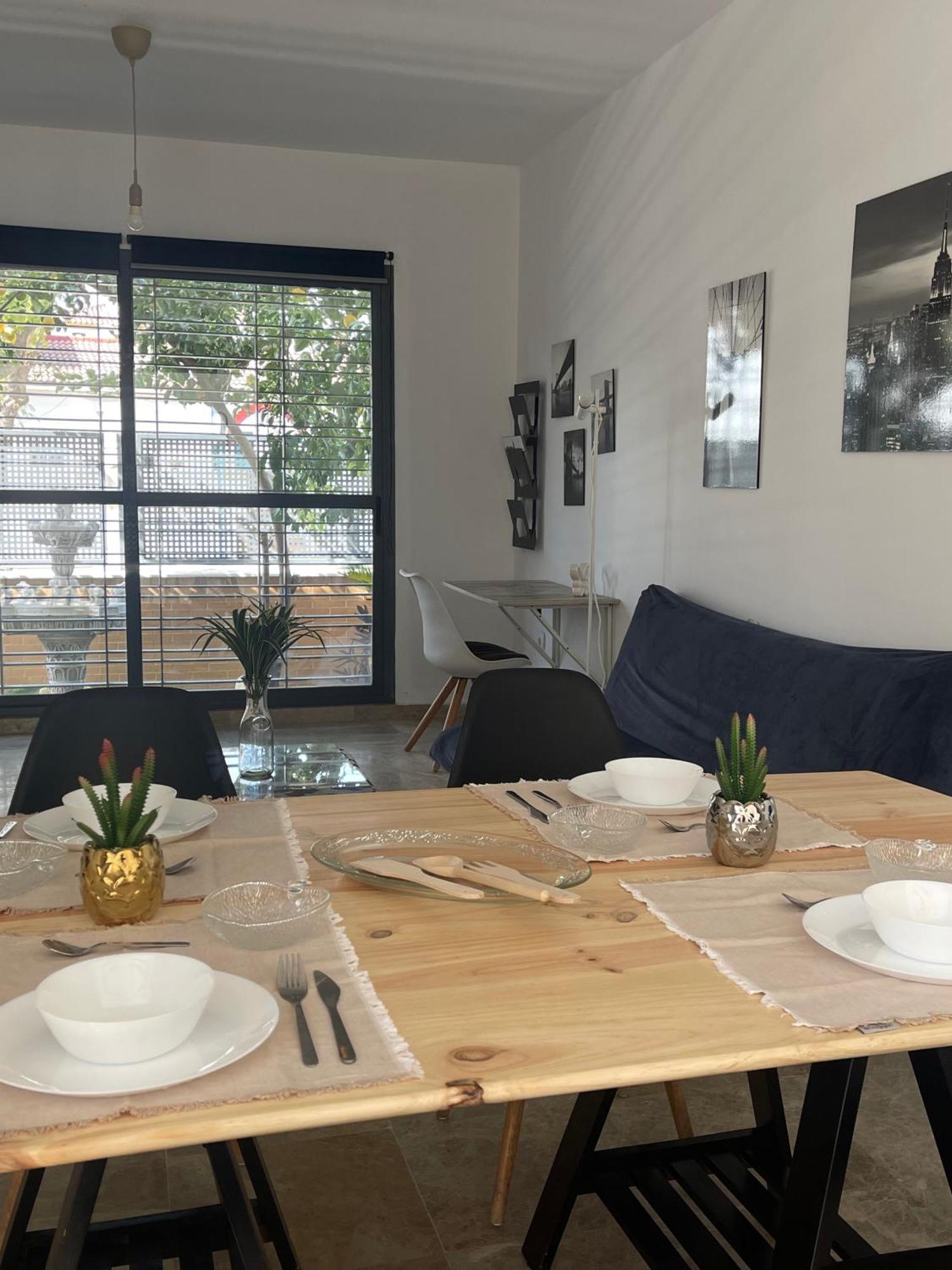 Stelarium-Suite Con Bano Privado En Casa Compartida-Uebica2 Mairena del Aljarafe Buitenkant foto