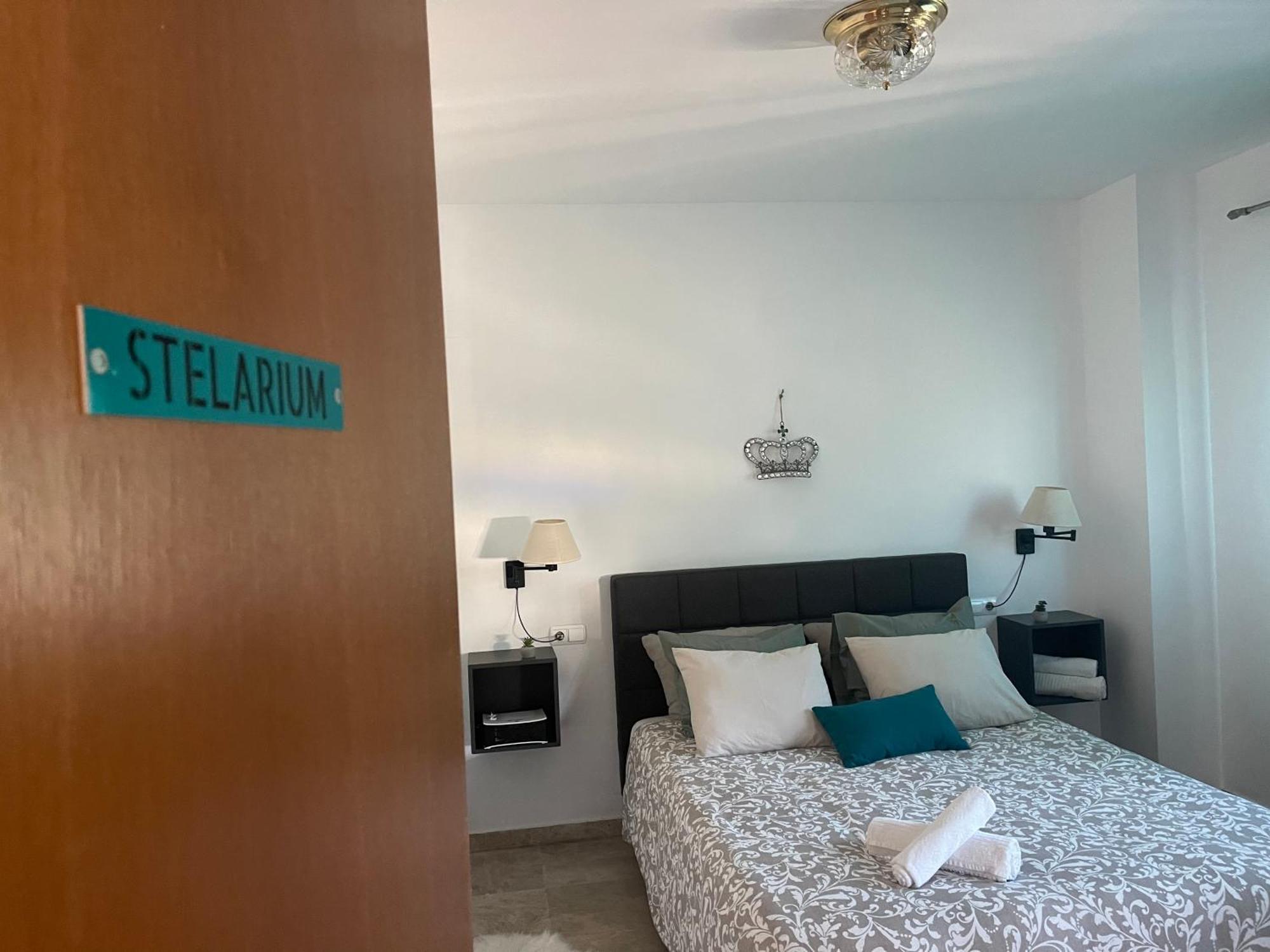 Stelarium-Suite Con Bano Privado En Casa Compartida-Uebica2 Mairena del Aljarafe Buitenkant foto