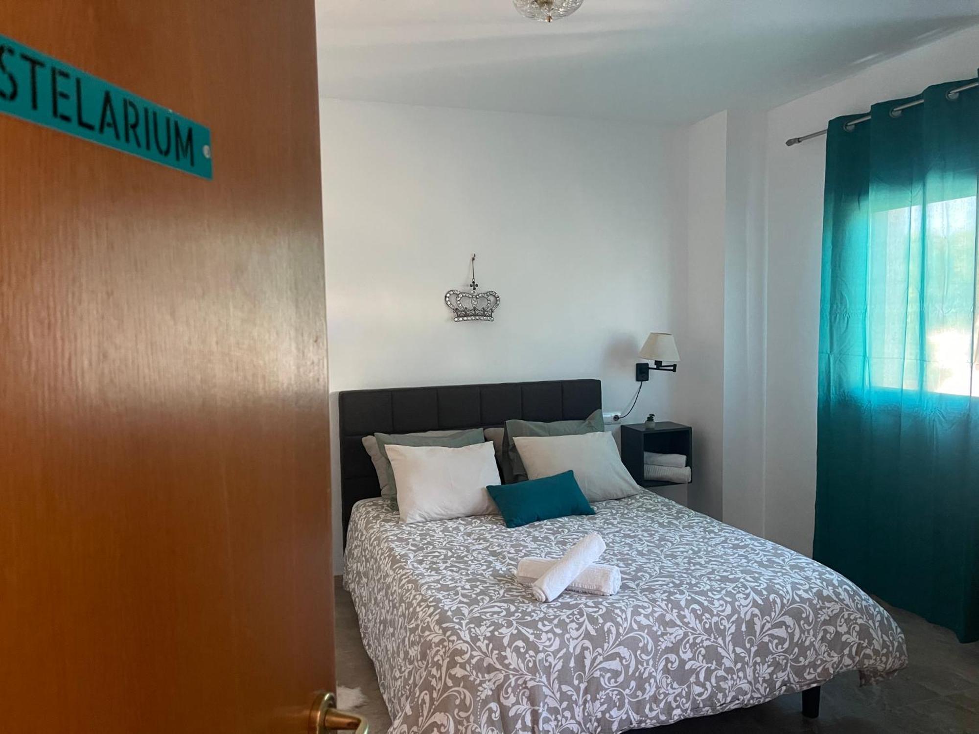 Stelarium-Suite Con Bano Privado En Casa Compartida-Uebica2 Mairena del Aljarafe Buitenkant foto