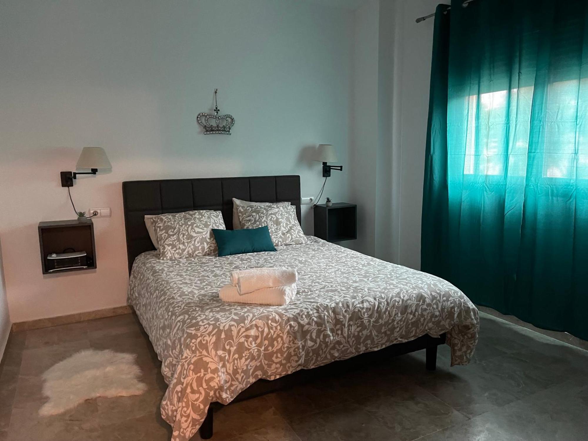 Stelarium-Suite Con Bano Privado En Casa Compartida-Uebica2 Mairena del Aljarafe Buitenkant foto
