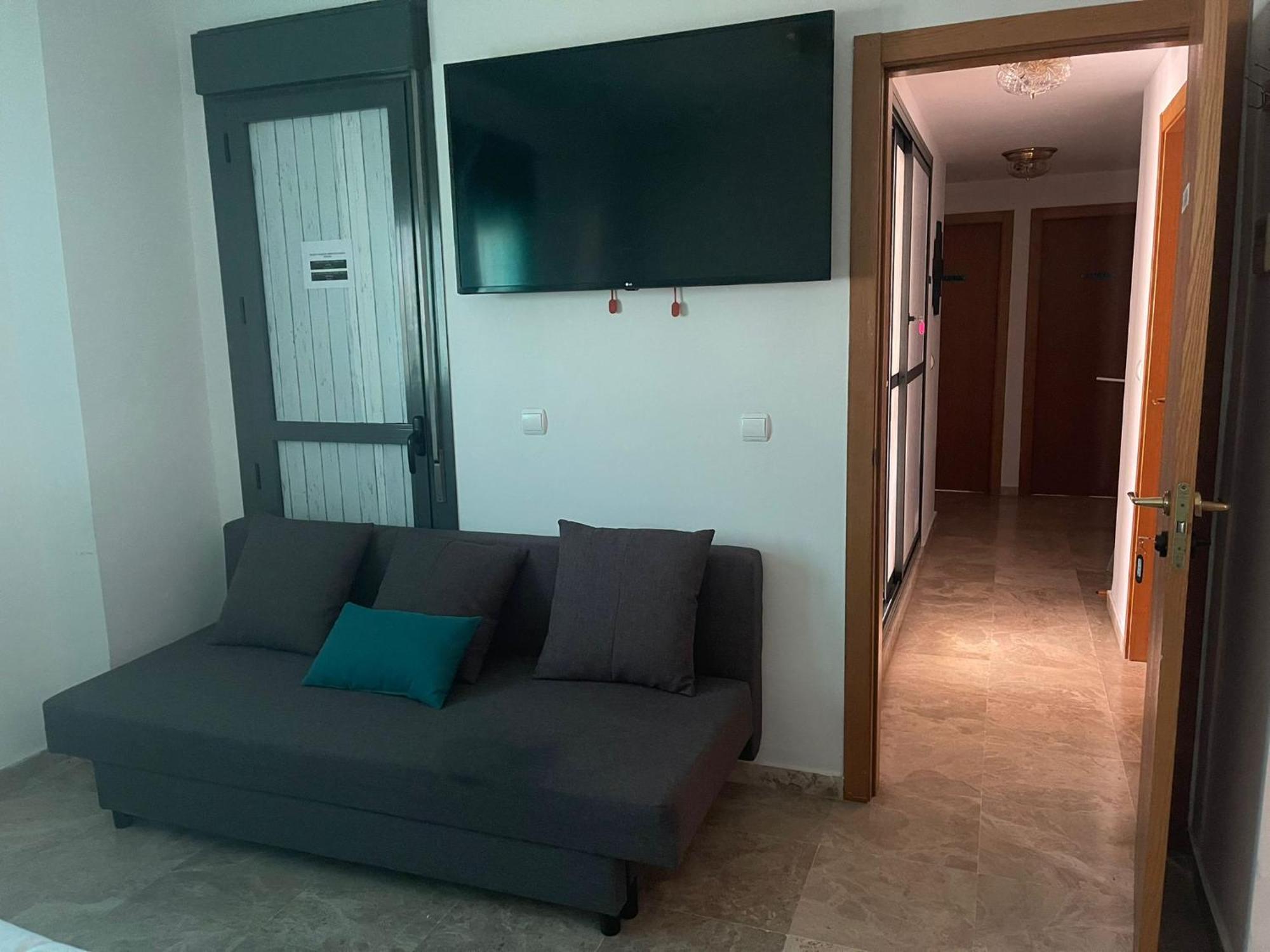 Stelarium-Suite Con Bano Privado En Casa Compartida-Uebica2 Mairena del Aljarafe Buitenkant foto