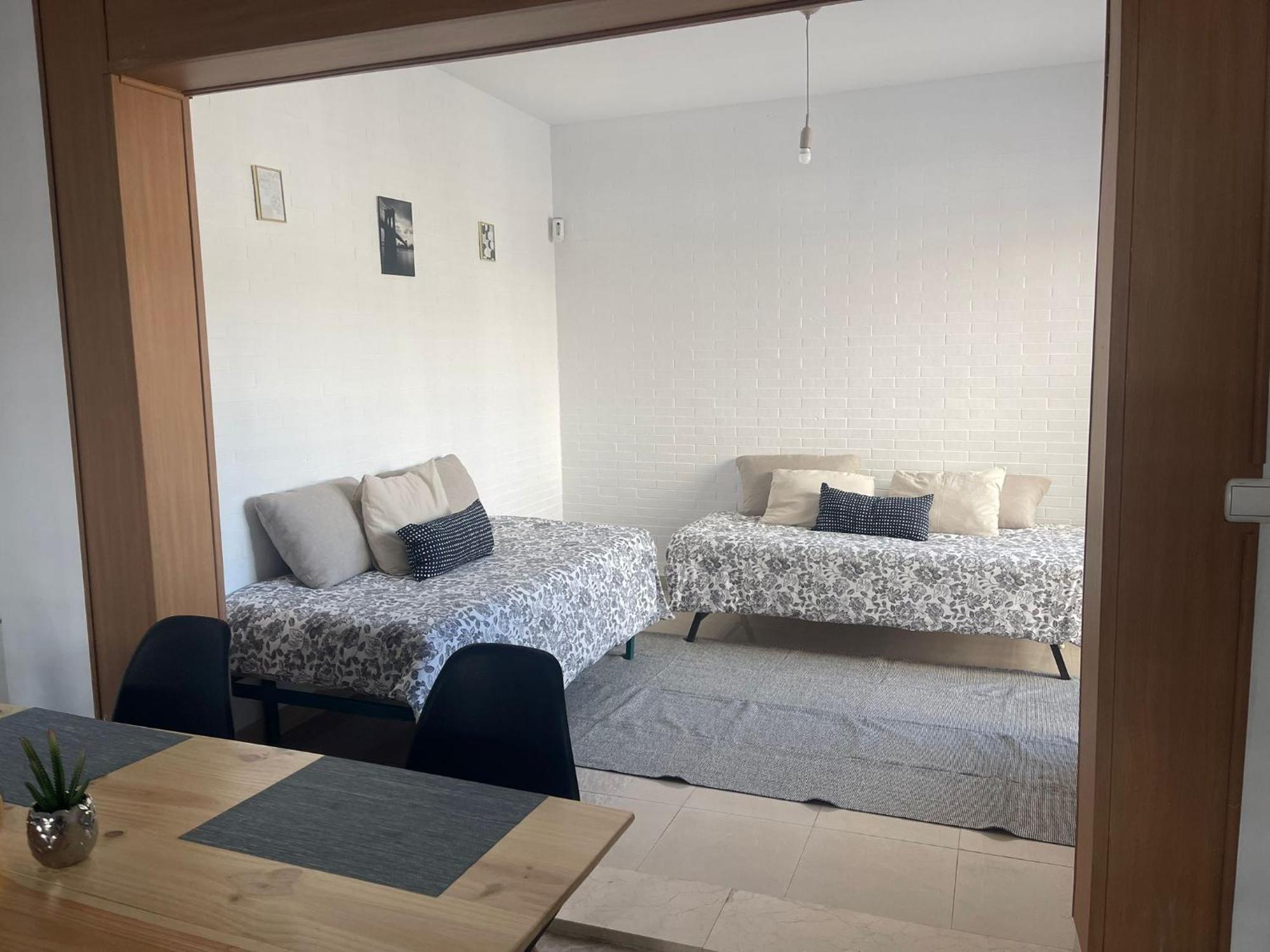 Stelarium-Suite Con Bano Privado En Casa Compartida-Uebica2 Mairena del Aljarafe Buitenkant foto