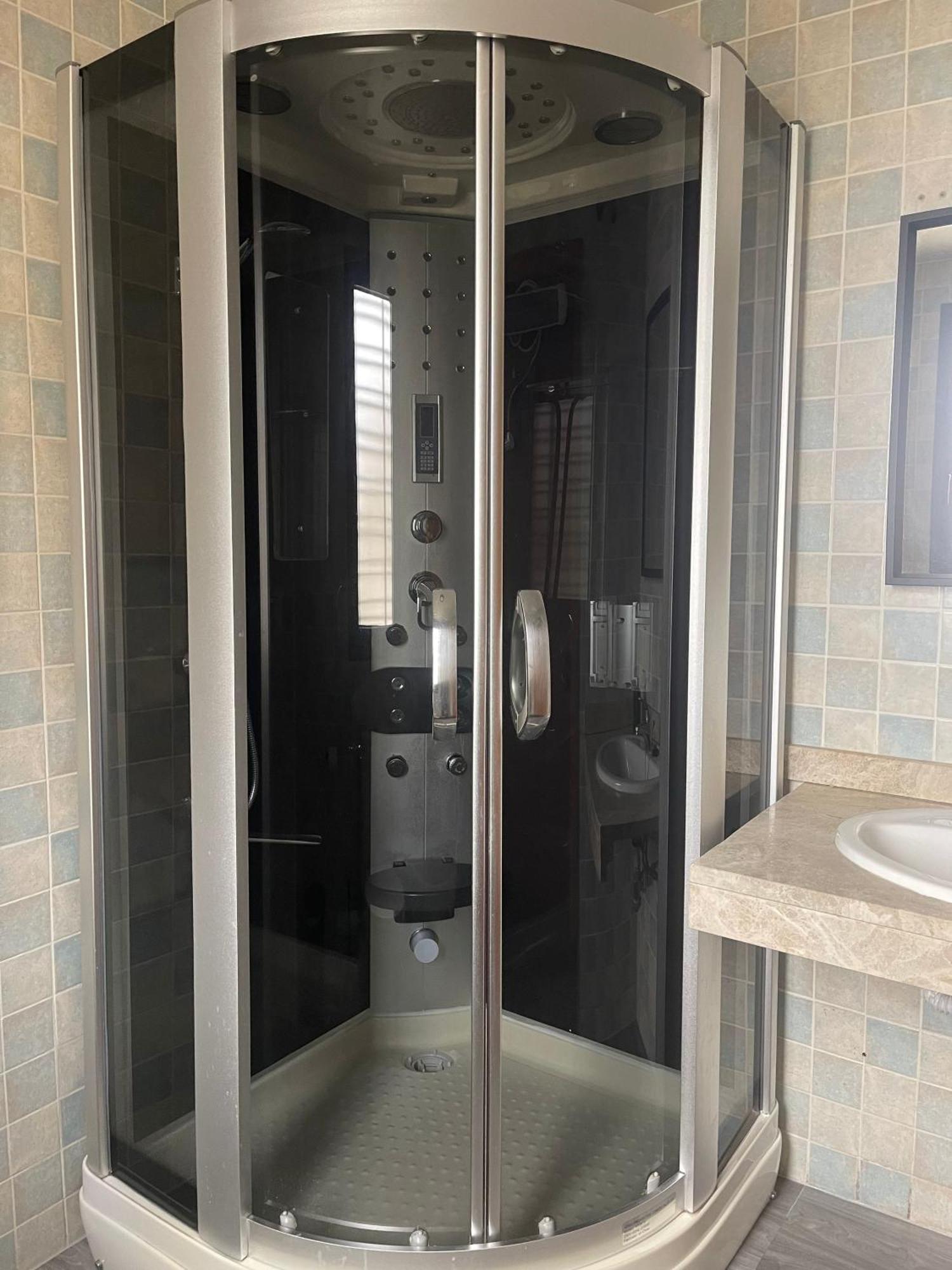 Stelarium-Suite Con Bano Privado En Casa Compartida-Uebica2 Mairena del Aljarafe Buitenkant foto